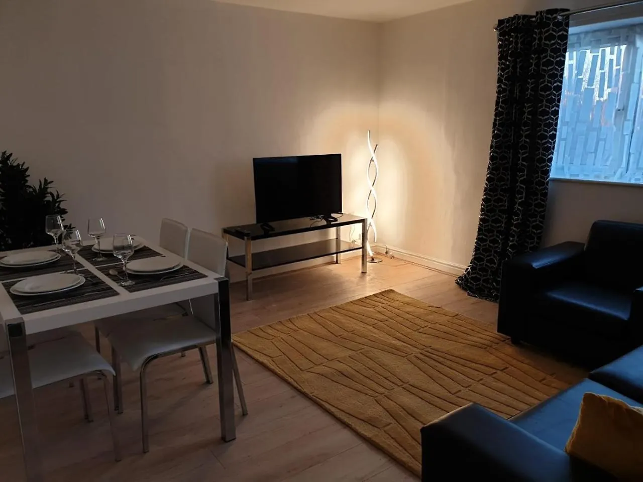 River Court Apartments Lets Cambridge